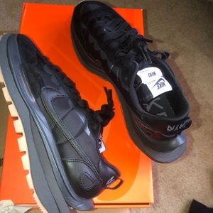 Nike Sacai Vaporwaffle Black/Off Noir Size 9